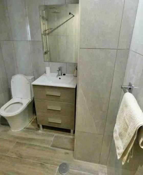 Lovely 2 Bedroom 2nd Line To El Albir